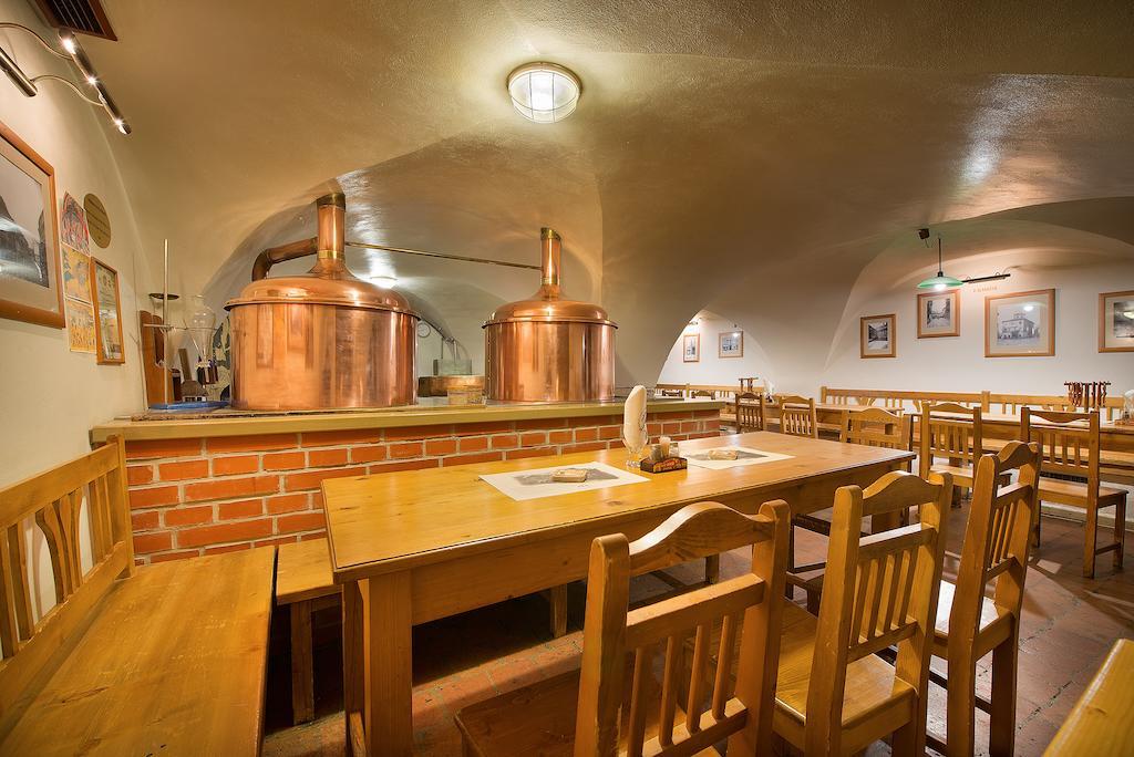 乌迷得维库啤酒酒店 布拉格 外观 照片